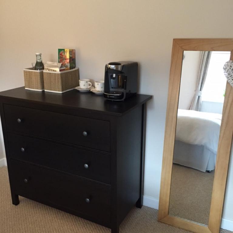 Illshaw Heath Farm Guest Lodge Hockley Heath Szoba fotó